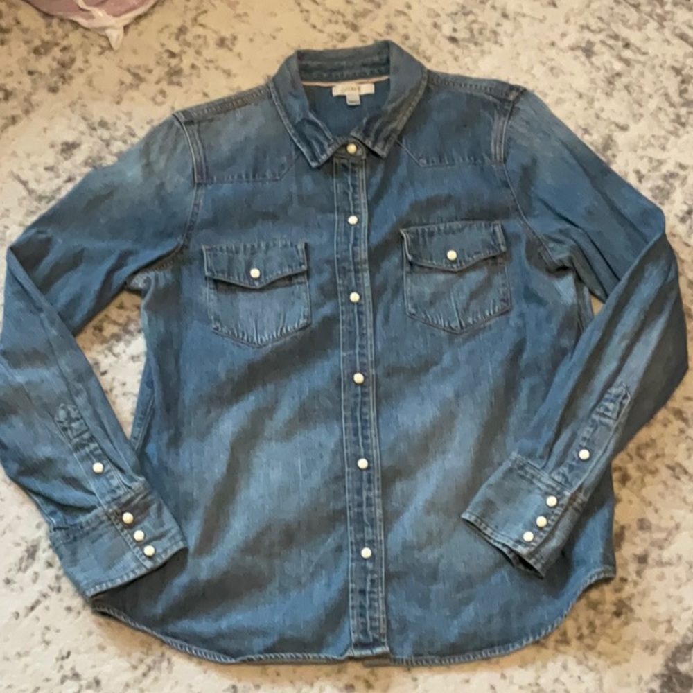 J Crew Lightweight 100% Cotton Denim Snap Front Shirt Women's Size 12